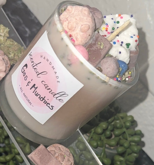 URalure Gas & Munchies Scented Candle