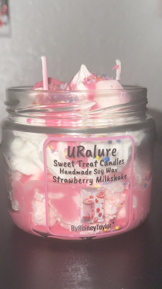URalure Strawberry Milkshake Cake Scented Candle