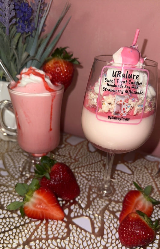 URalure Strawberry Milkshake Scented Candle