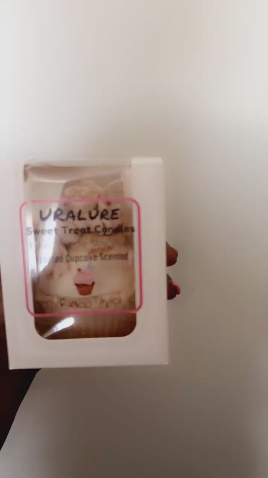 URalure Cinnabon Cupcake Scented Candle