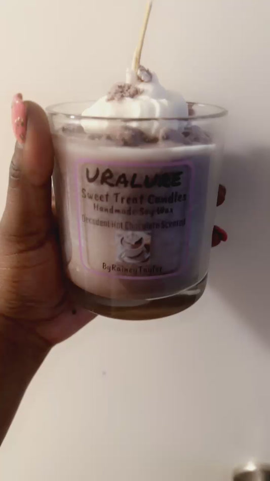 URalure Decadent Hot Chocolate Scented Candle