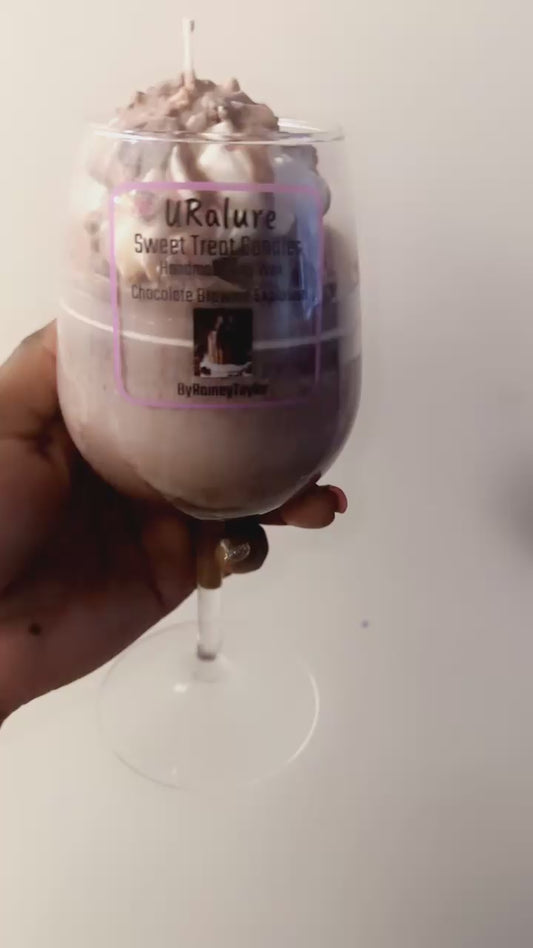 URalure Chocolate Brownie Explosion Milkshake Scented Candle